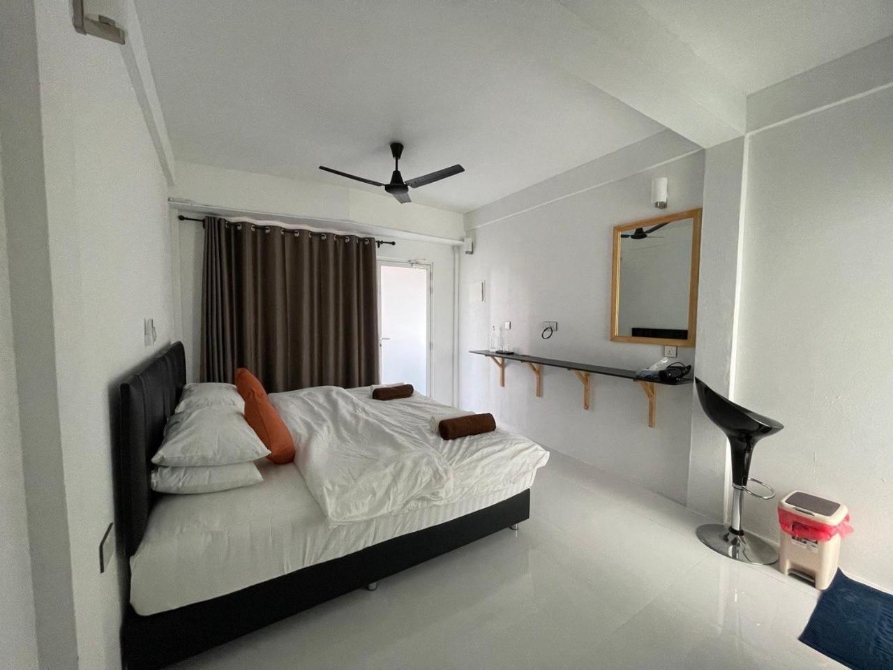 Dacha Thoddoo White Sand Exterior foto